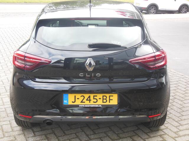 Renault CLIO 1.0 TCe Intens Staat in De Krim