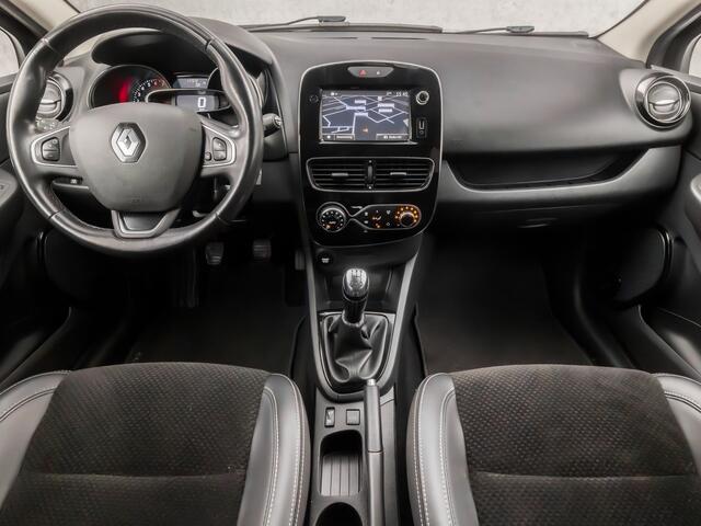 Renault CLIO Estate 0.9 TCe Dynamique Sport (NAVIGATIE, LEDER/ALCANTARA, CLIMATE, GETINT GLAS, SPORTSTOELEN, LED KOPLAMPEN, LM VELGEN, CRUISE, NIEUWE APK, NIEUWSTAAT)