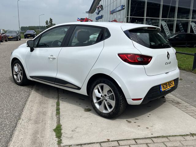 Renault CLIO 0.9 TCe / Trekhaak afneembaar / Dealer onderhouden / Keyless / Cruise / Airco / Navi / Elek Ramen V+A / 16'' LMV /