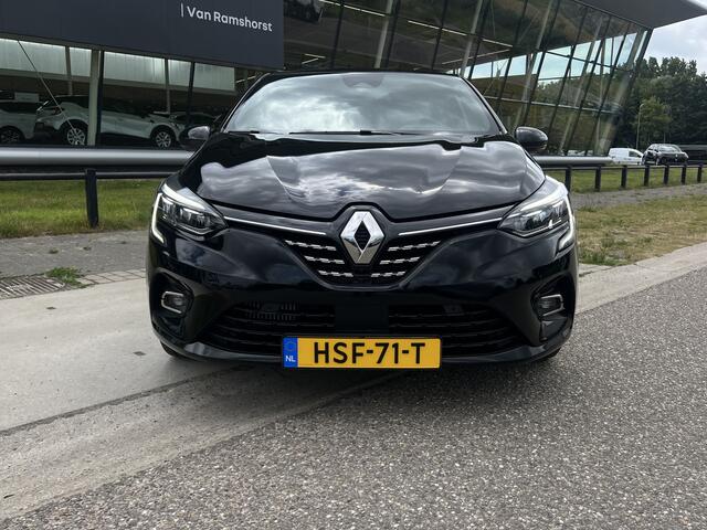 Renault CLIO 1.3 TCe 131 PK Initiale Paris / Automaat / 360' Camera / Apple Carplay - Android Auto / Stoelverw. + Stuurverw. / Keyless / Leer / 17'' LMV /