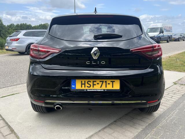 Renault CLIO 1.3 TCe 131 PK Initiale Paris / Automaat / 360' Camera / Apple Carplay - Android Auto / Stoelverw. + Stuurverw. / Keyless / Leer / 17'' LMV /