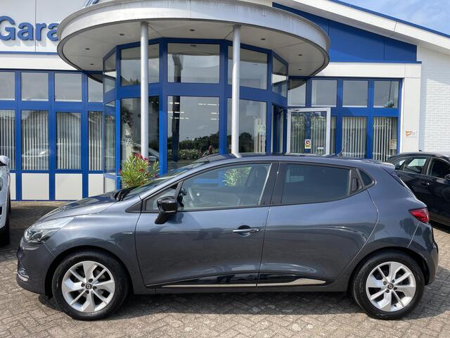 Renault CLIO 1.2 TCe Intens | 16" LM-velgen, Navigatie, Parkeersensoren, Keyless entry and go, Cruise controle