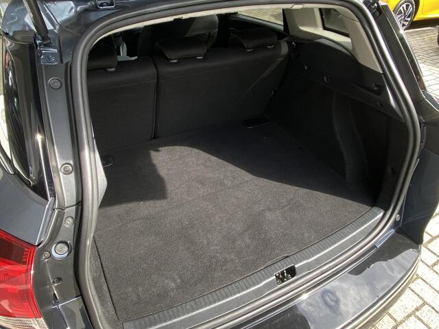 Renault CLIO Estate 0.9 TCe Intens | Navigatie | Parkeersensoren | Climate Control | Stoelverwarming | Cruise Control | Led verlichting