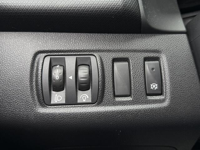 Renault CLIO BWJ 2016 0.9 TCe 90 PK Eco2 Limited TREKHAAK | NAVI | CLIMA | CRUISE | KEYLESS | BLUETOOTH | CAMERA | LMV | PDC
