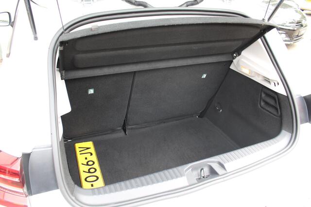 Renault CLIO 1.0 TCe Zen Navigatie | Airconditioning | Cruise control