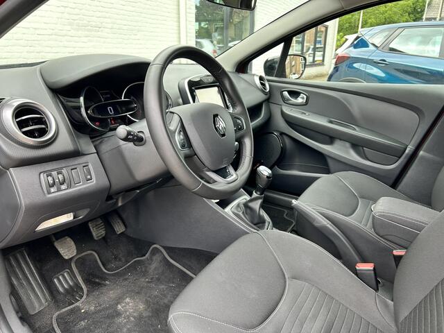 Renault CLIO 0.9 TCe Limited | Bluetooth | Parkeersensoren | Lichtmetalen velgen | DAB radio | Navigatie