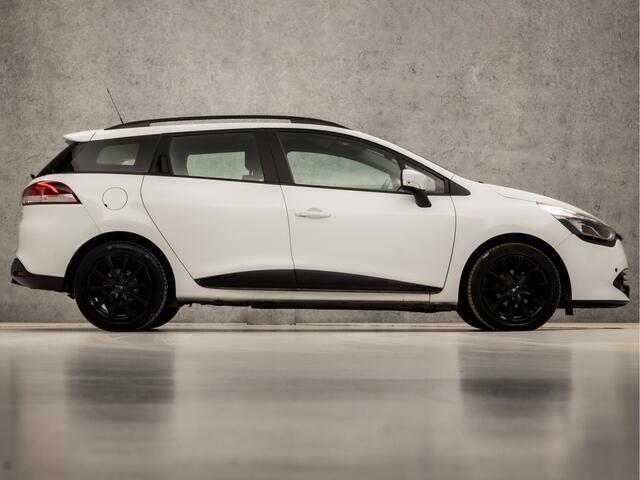 Renault CLIO Estate 0.9 TCe Sport (NAVIGATIE, CRUISE, NAP, PARKEERSENSOREN, SPORTSTOELEN, LM VELGEN, BLUETOOTH, NIEUWSTAAT)