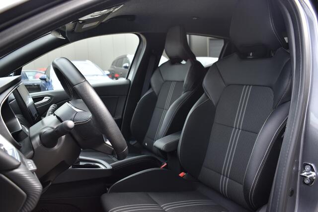 Renault CLIO E-Tech Hybrid 145 E-Tech Engineered | AUTOMAAT | CAMERA | NAVI | APPLECARPLAY/ANDROIDAUTO | CRUISE CONTROL | CLIMATE CONTROL | PDC | LMV