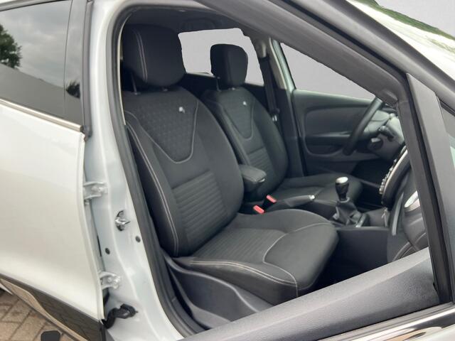 Renault CLIO Estate 0.9 TCe Limited CRUISE / PRKEERSENSOR ACHTER / AIRCO