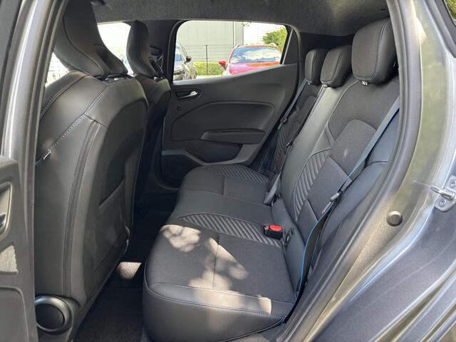 Renault CLIO 1.6 E-Tech Full Hybrid 145 esprit Alpine