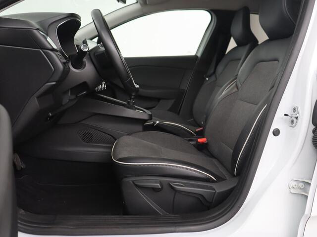 Renault CLIO 1.0 TCe Intens | Navigatie | Carplay | Camera | Climate control | Full LED | Half leder | Keyless | Cruise control | Parkeerhulp