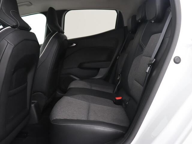 Renault CLIO 1.0 TCe Intens | Navigatie | Carplay | Camera | Climate control | Full LED | Half leder | Keyless | Cruise control | Parkeerhulp