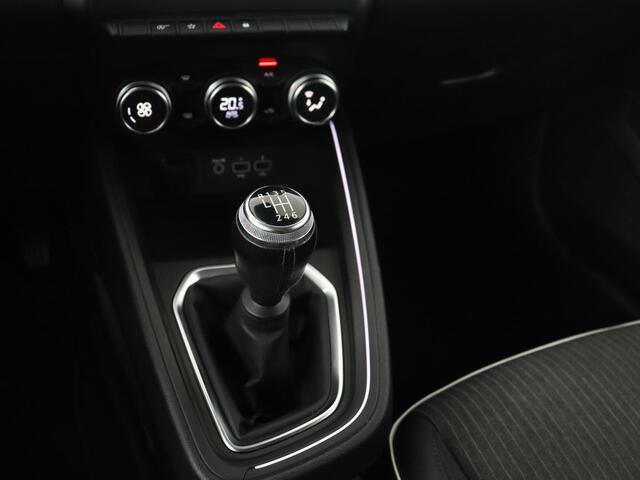 Renault CLIO 1.0 TCe Intens | Navigatie | Carplay | Camera | Climate control | Full LED | Half leder | Keyless | Cruise control | Parkeerhulp