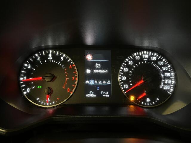 Renault CLIO 1.0 TCe Zen | Navigatie | Parkeersensoren | Cruise Control |
