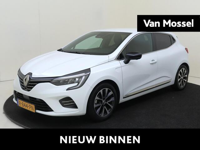 Renault CLIO 1.6 E-Tech Hybrid 145 Techno | Navigatie | Parkeersensoren en Camera | LM velgen | Trekhaak |