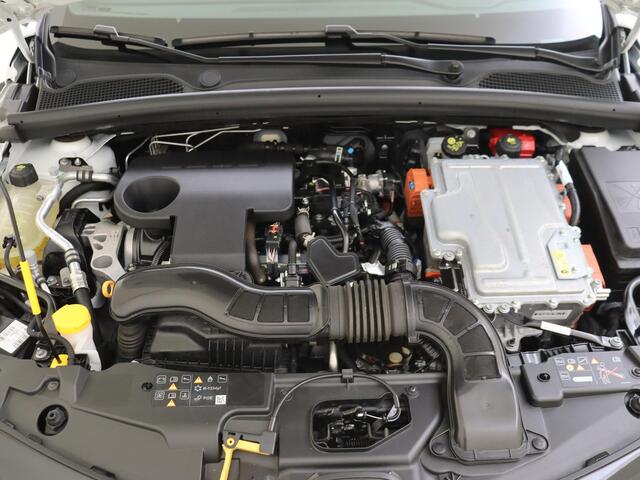 Renault CLIO 1.6 E-Tech Hybrid 145 Techno | Navigatie | Parkeersensoren en Camera | LM velgen | Trekhaak |