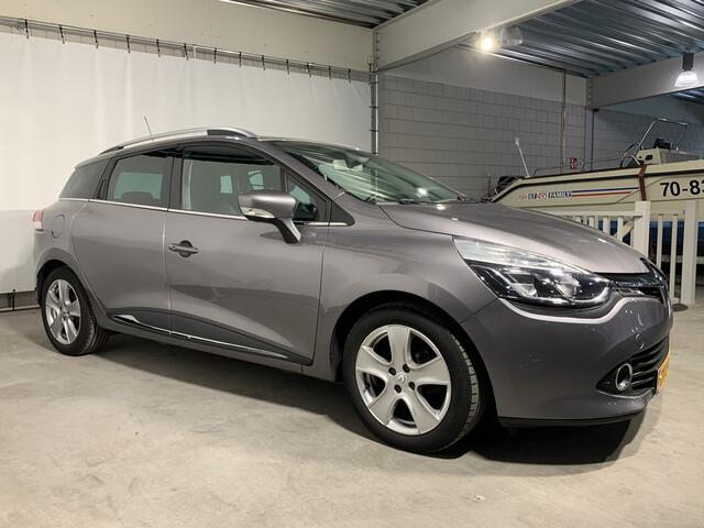 Renault CLIO Estate 1.2i Dynamique 120pk Automaat 88kw A.Camera / Navi / R-Link / Cruise C,/ Trekhaak