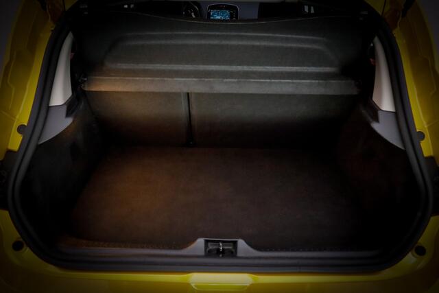 Renault CLIO 1.6Turbo RS Trophy AKRA | BOSE | FULL LED | Unieke auto !