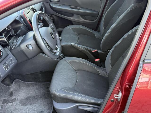 Renault CLIO 0.9 TCe Intens | Parkeerhulp | Navigatie | Dealer Onderhouden