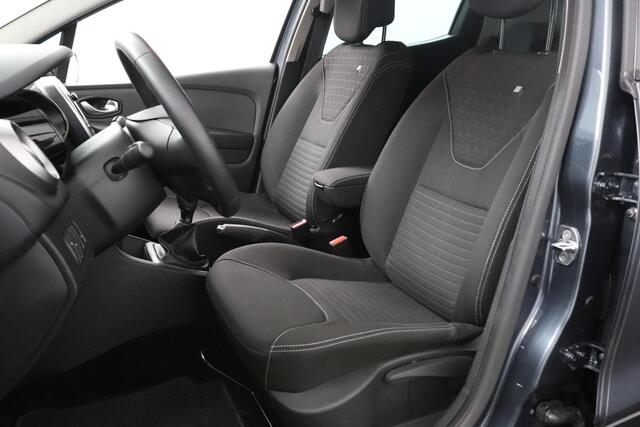 Renault CLIO 0.9 TCe Limited 90PK | Dealeronderhouden| Navigatie | Parkeersensoren Achter| Cruise-Control|