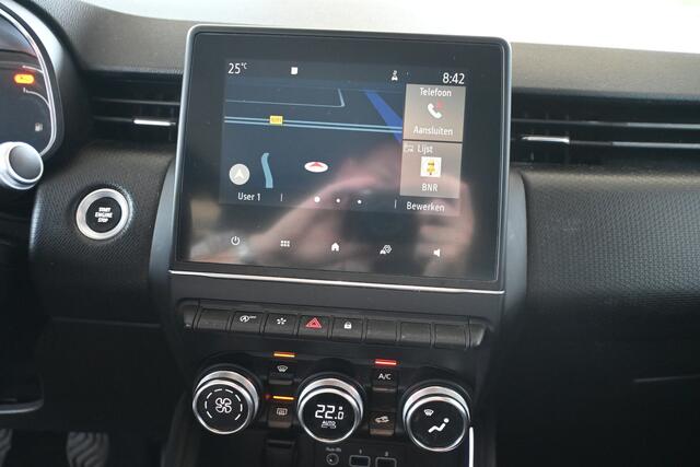 Renault CLIO 1.0 TCe Intens Navigatie Airco Cruise control Trekhaak Achteruitrijcamera 100% Onderhouden Inruil Mogelijk!