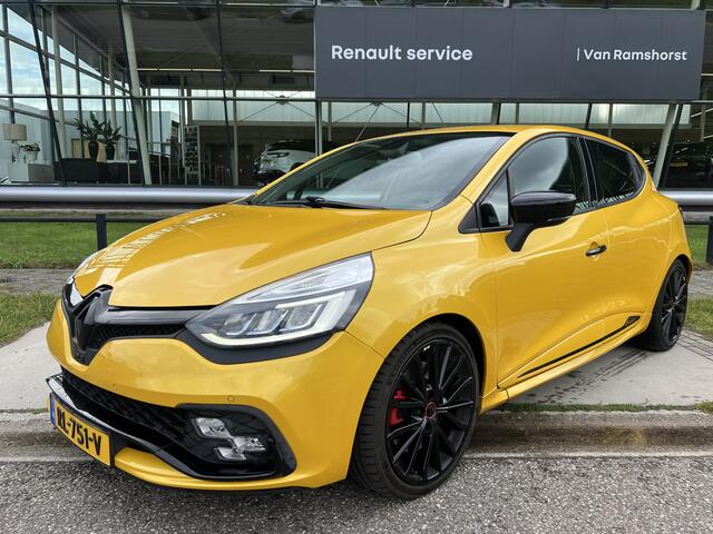 Renault CLIO 1.6 Turbo 220PK R.S. Trophy / 2e Eigenaar / Akrapovic / Jaune Sirius / Bose / Leder / Stoelverw. / NAP /