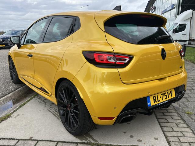 Renault CLIO 1.6 Turbo 220PK R.S. Trophy / 2e Eigenaar / Akrapovic / Jaune Sirius / Bose / Leder / Stoelverw. / NAP /