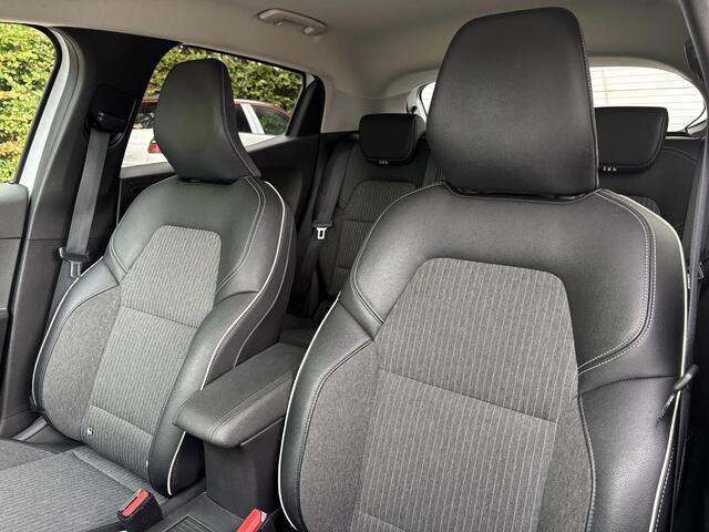 Renault CLIO 1.0 TCe Intens