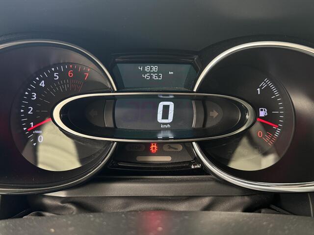 Renault CLIO 0.9 TCe Intens | Navigatie | Parkeersensoren achter | Cruise control |