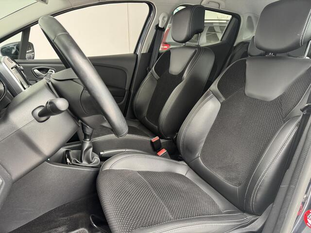 Renault CLIO 0.9 TCe Intens | Navigatie | Parkeersensoren achter | Cruise control |