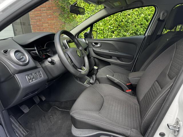 Renault CLIO Estate 0.9 TCe Limited