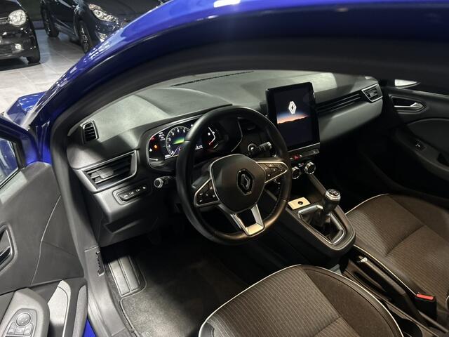 Renault CLIO 1.3 TCe Intens 130 PK / NAVI / LED / FULL OPTION / RIJKLAAR