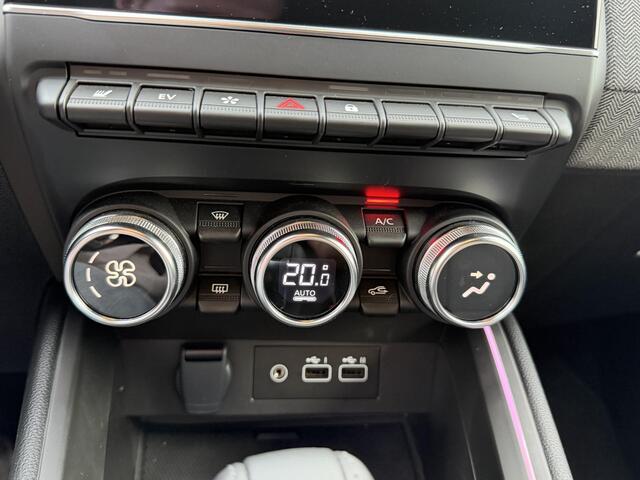 Renault CLIO 1.6 E-Tech Full Hybrid 145 techno | Stuur + Stoelverwarming | Camera |