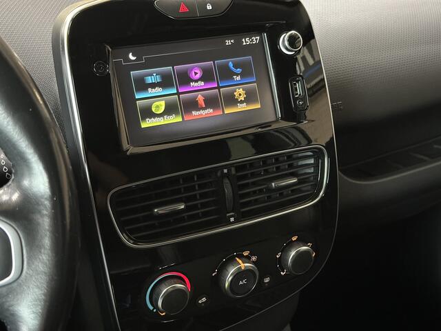 Renault CLIO 0.9 TCe 90pk Intens | Navi | Camera | 17" | PDC | Led | Stoelverwarming | Keurig netjes onderhouden!