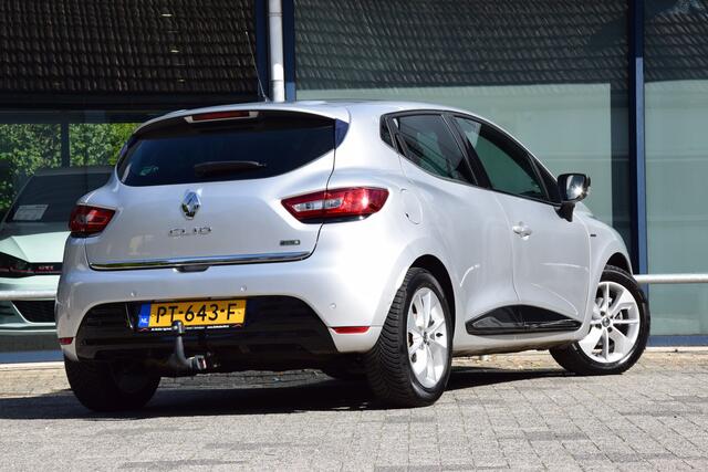 Renault CLIO 0.9 TCe Limited | Org. NL | BOVAG Garantie | Trekhaak | All Season Banden | Cruise Control | Navigatie | Bleutooth | PDC Achter | Airconditioning | 16'' Velgen |
