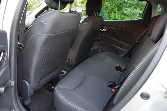 Renault CLIO 0.9 TCe Limited | Org. NL | BOVAG Garantie | Trekhaak | All Season Banden | Cruise Control | Navigatie | Bleutooth | PDC Achter | Airconditioning | 16'' Velgen |