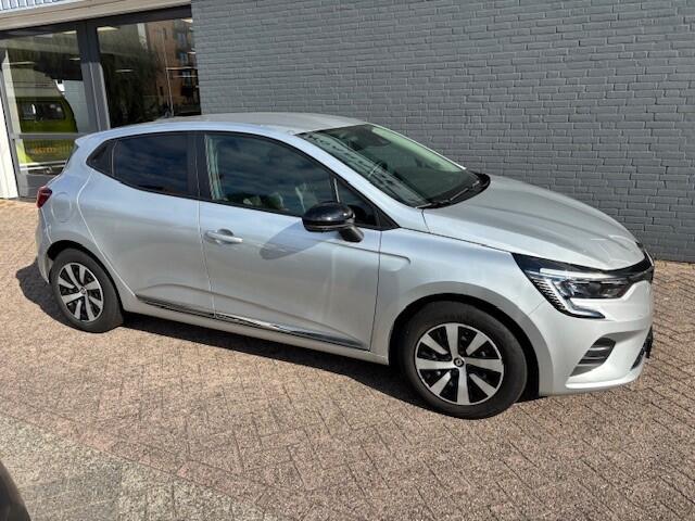 Renault CLIO 1.6 E-Tech Hybrid 145 Evolution