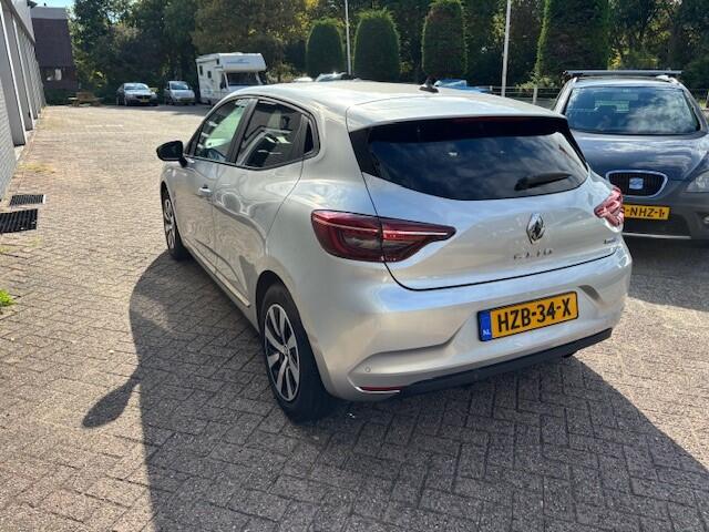 Renault CLIO 1.6 E-Tech Hybrid 145 Evolution