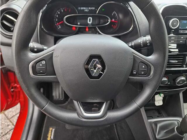 Renault CLIO Estate 0.9 TCe Life