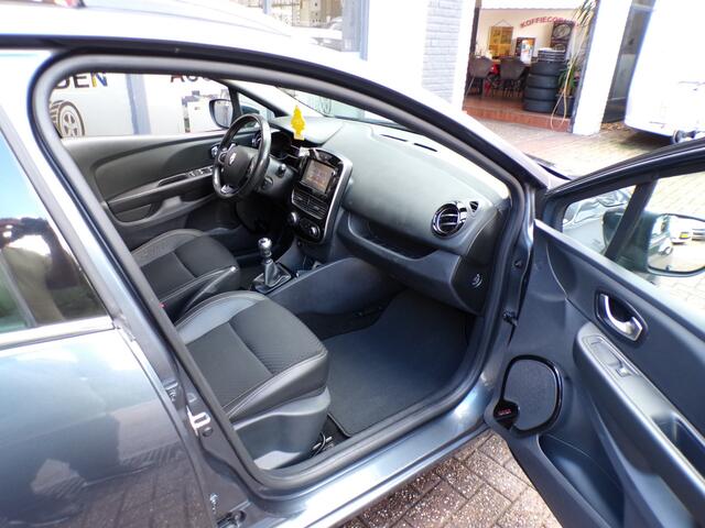 Renault CLIO 1.2 TCe Bose ZEER MOOI,CLIMA,NIEUWE APK !!