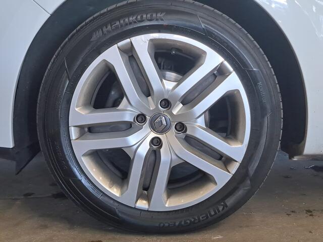 Renault CLIO Estate 0.9 TCe Limited + NAVI