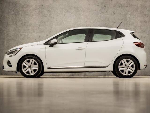 Renault CLIO 1.6 E-Tech Hybrid 140 Intens 140Pk Automaat (VIRTUAL COCKPIT, APPLE CARPLAY, GROOT NAVI, CLIMATE, SPORTSTOELEN, LM VELGEN, PARKEERSENSOREN, CRUISE, NIEUWSTAAT)