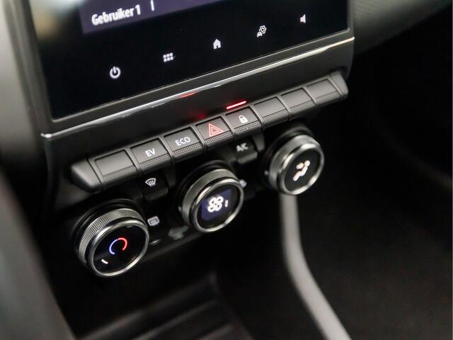 Renault CLIO 1.6 E-Tech Hybrid 140 Intens 140Pk Automaat (VIRTUAL COCKPIT, APPLE CARPLAY, GROOT NAVI, CLIMATE, SPORTSTOELEN, LM VELGEN, PARKEERSENSOREN, CRUISE, NIEUWSTAAT)