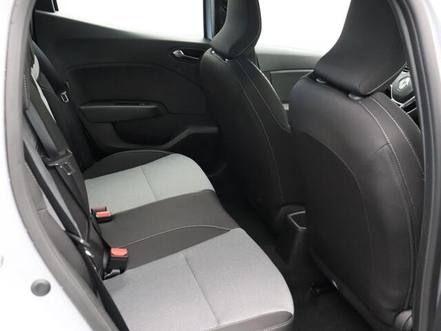 Renault CLIO E-Tech Full Hybrid 145k evolution | Airco | Cruise control | Apple carplay / Android auto | Vierseizoenbanden |