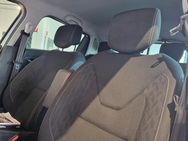 Renault CLIO 0.9 TCe Limited NAVIGATIE | PARKEERSENSOREN ACHTER | LICHTMETALEN VELGEN