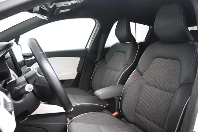 Renault CLIO 1.0 TCe Intens | Two Tone | Bose Audio | Stoel verwarming |