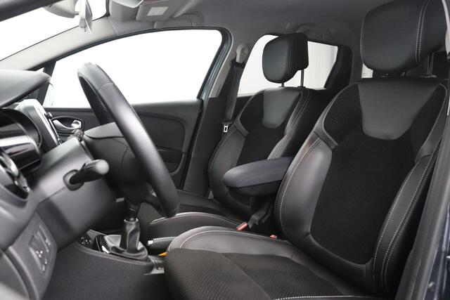 Renault CLIO Estate TCe 90 Intens | Trekhaak | Climate Control | Parkeersensoren |