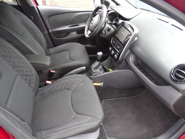 Renault CLIO Estate 0.9 TCe Limited