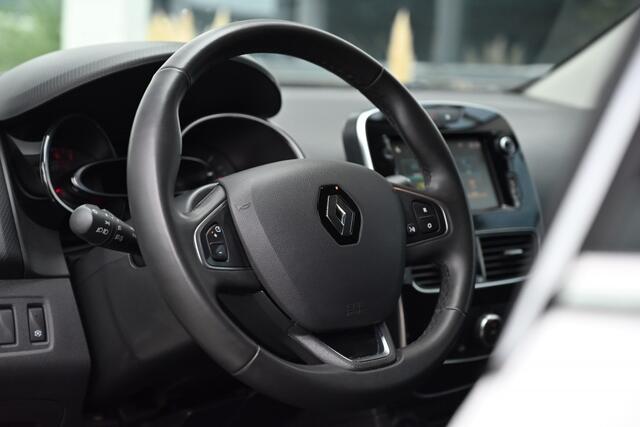 Renault CLIO Estate Limited Cruise Navi PDC