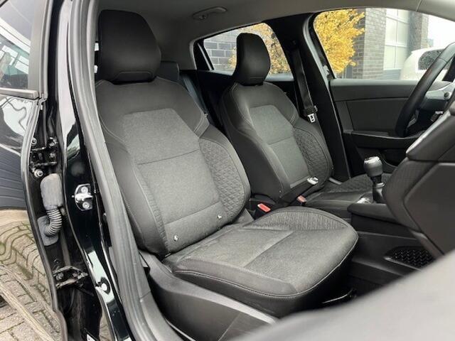 Renault CLIO 1.0 TCE - NAVI - 5-DRS. - ORG. NL.